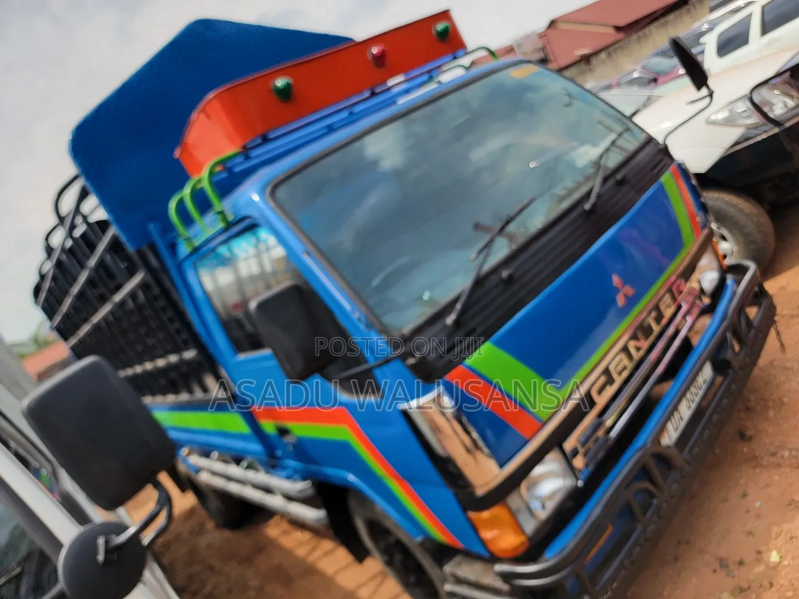Mitsubishi Canter 1995 Blue