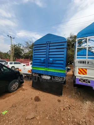 Mitsubishi Canter 1995 Blue