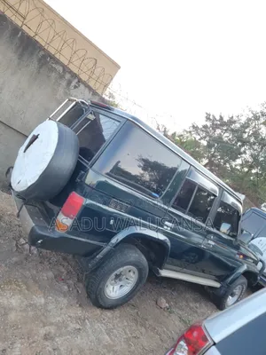 Toyota Land Cruiser 1998 Green