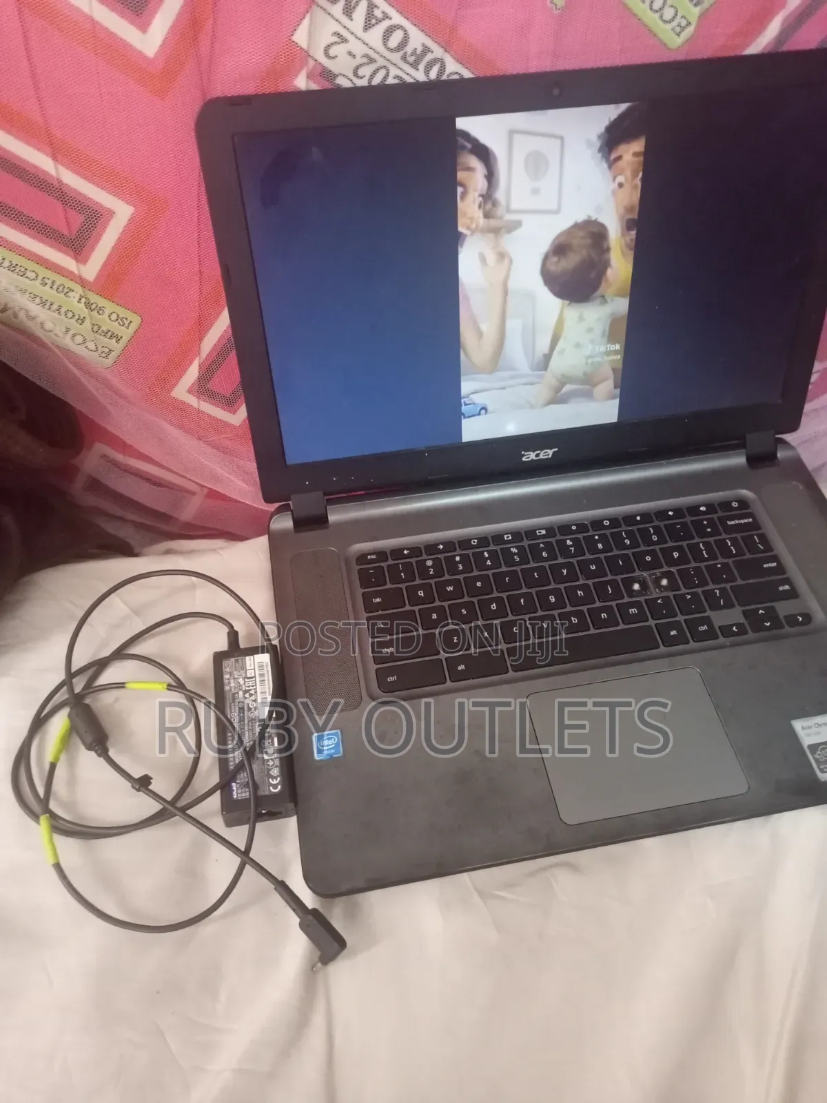 Laptop Acer Chromebook 15 2GB Intel Xeon SSD 16 GB