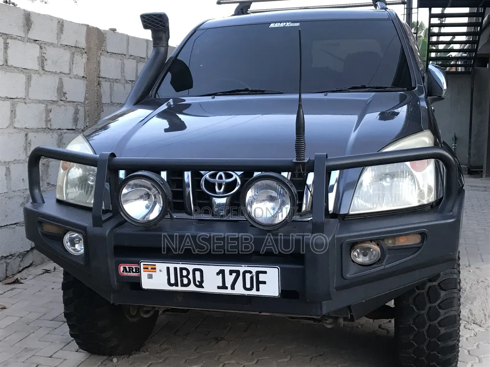 Toyota Land Cruiser Prado 2010 Gray