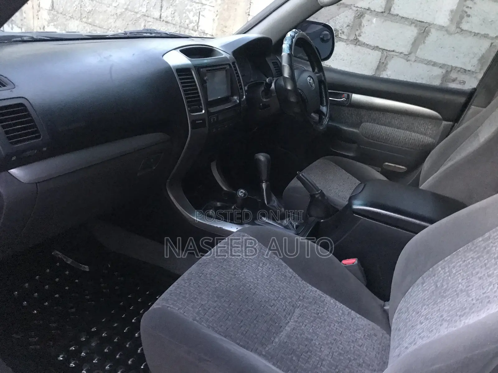 Toyota Land Cruiser Prado 2010 Gray