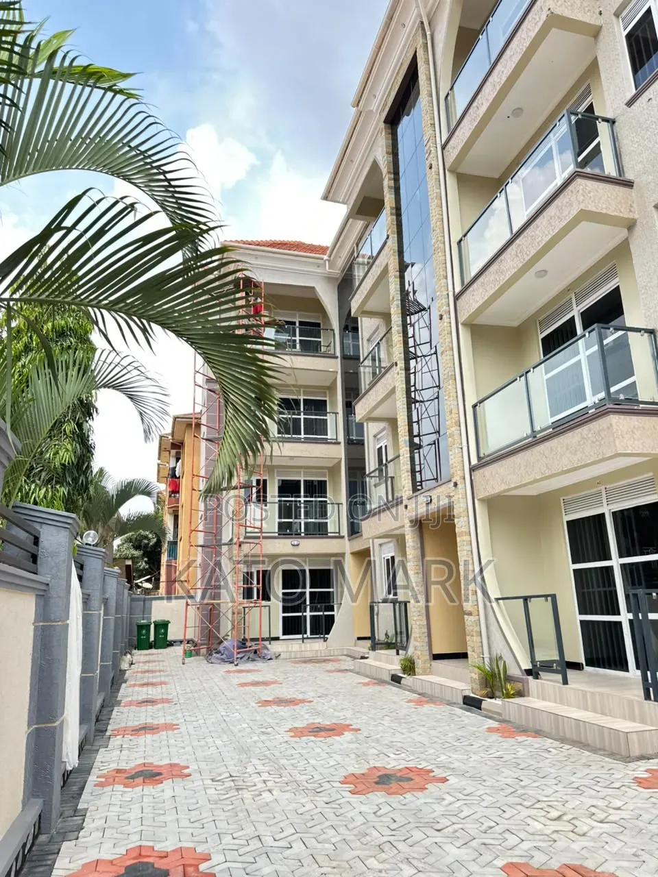 Furnished 2bdrm Apartment in Kyaliwajala-Kira for sale