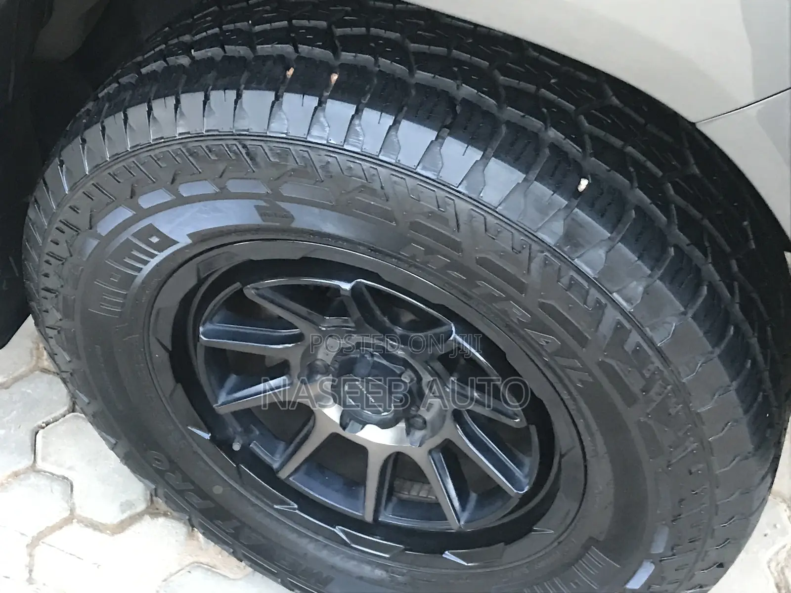 Toyota Hilux 2018 Green