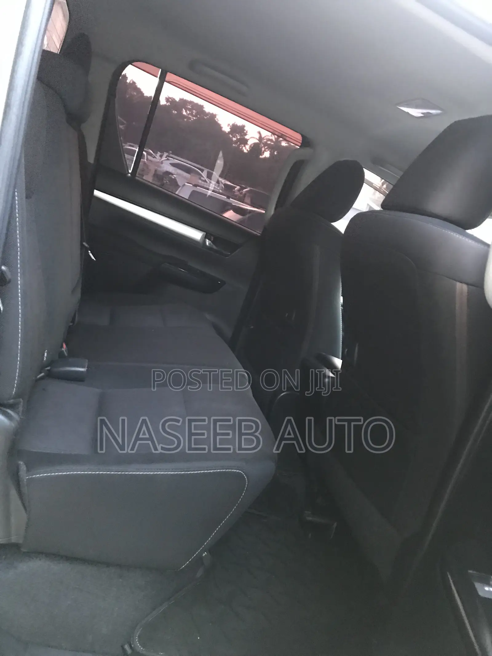 Toyota Hilux 2018 Green