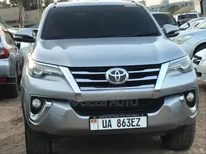 Toyota Fortuner 2016 Gray