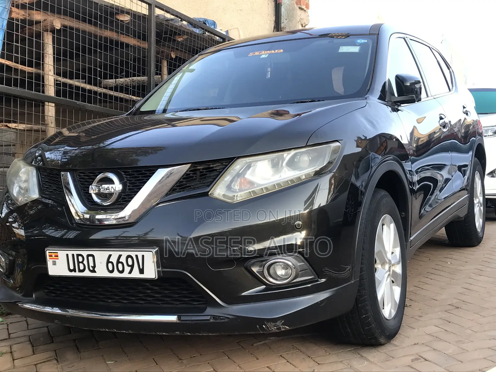 Nissan X-Trail 2015 Black