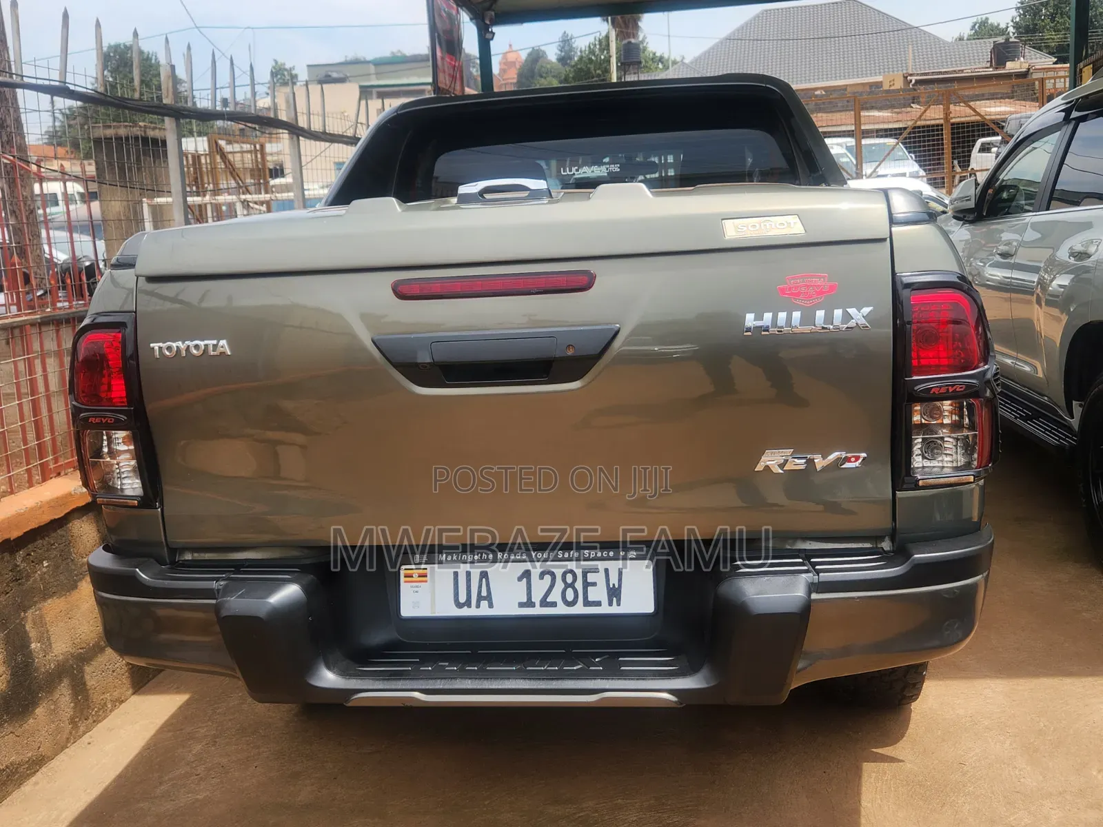 Toyota Hilux 2018 Green