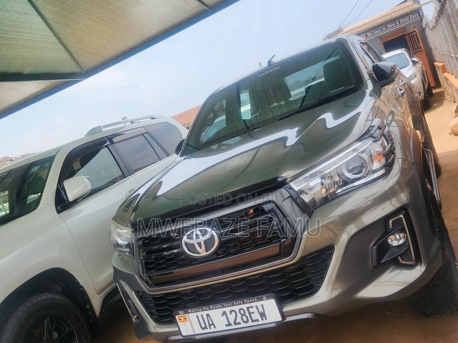 Toyota Hilux 2018 Green