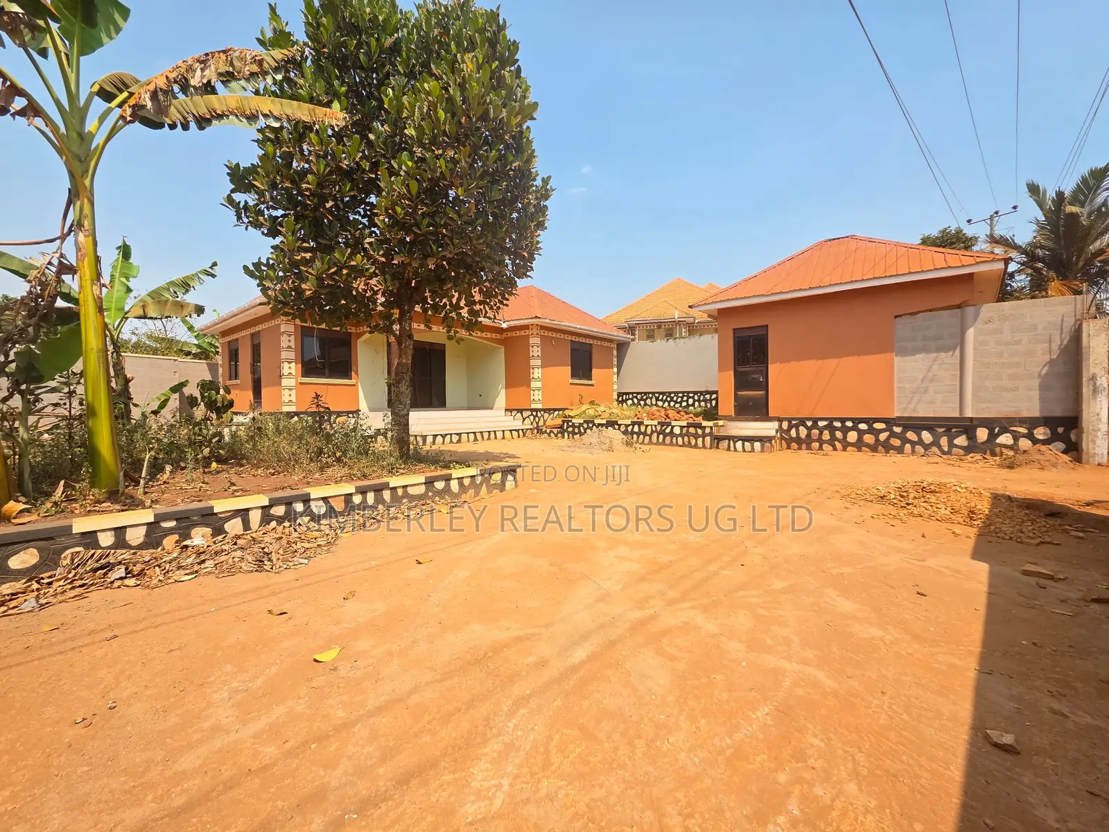 3bdrm House in Division A for sale