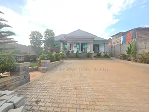 4bdrm House in Division A for sale