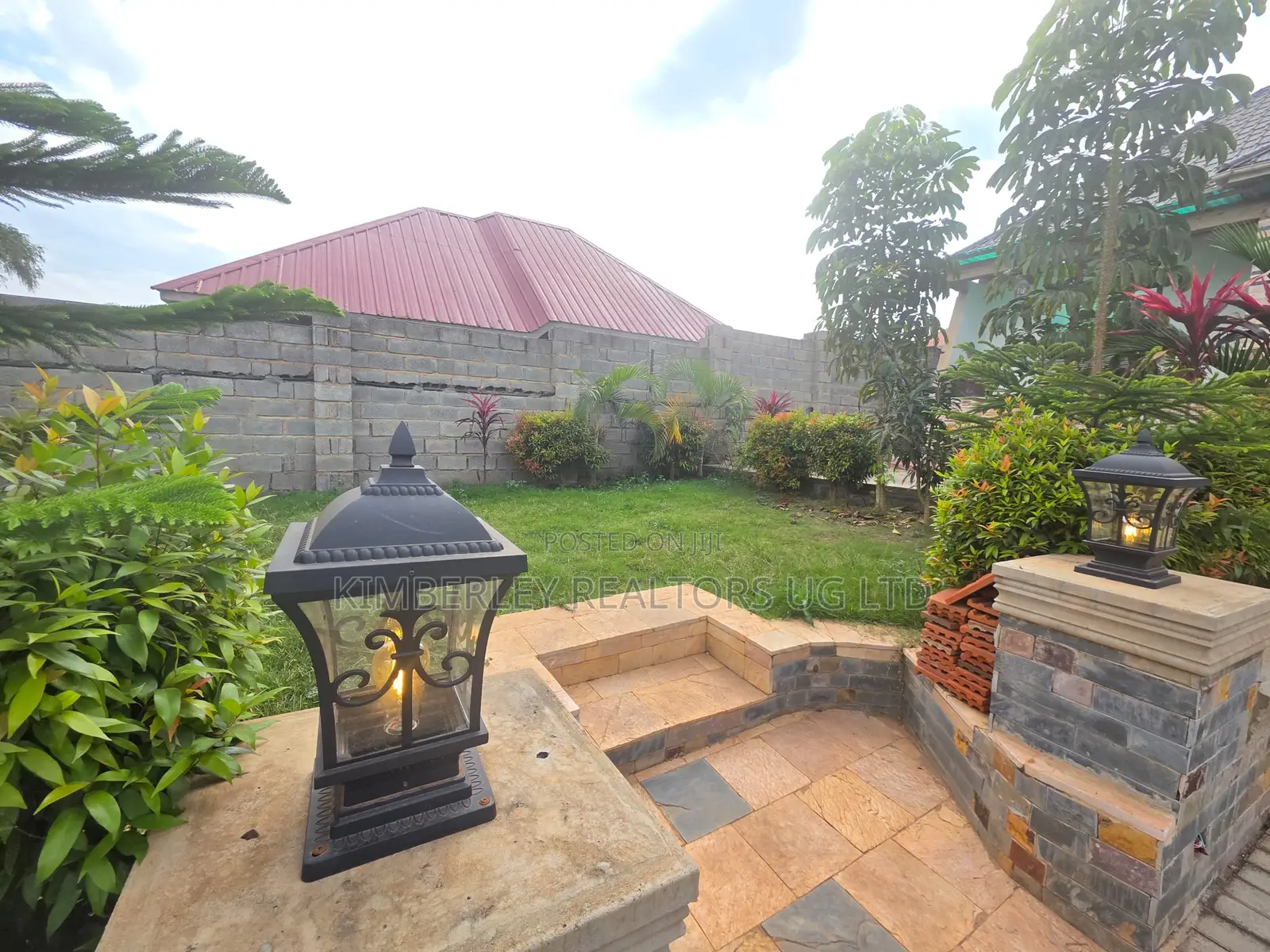 4bdrm House in Division A for sale