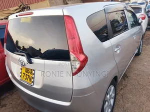 Toyota Passo 2013 Silver