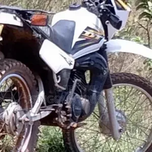 Yamaha DT125 2016 White