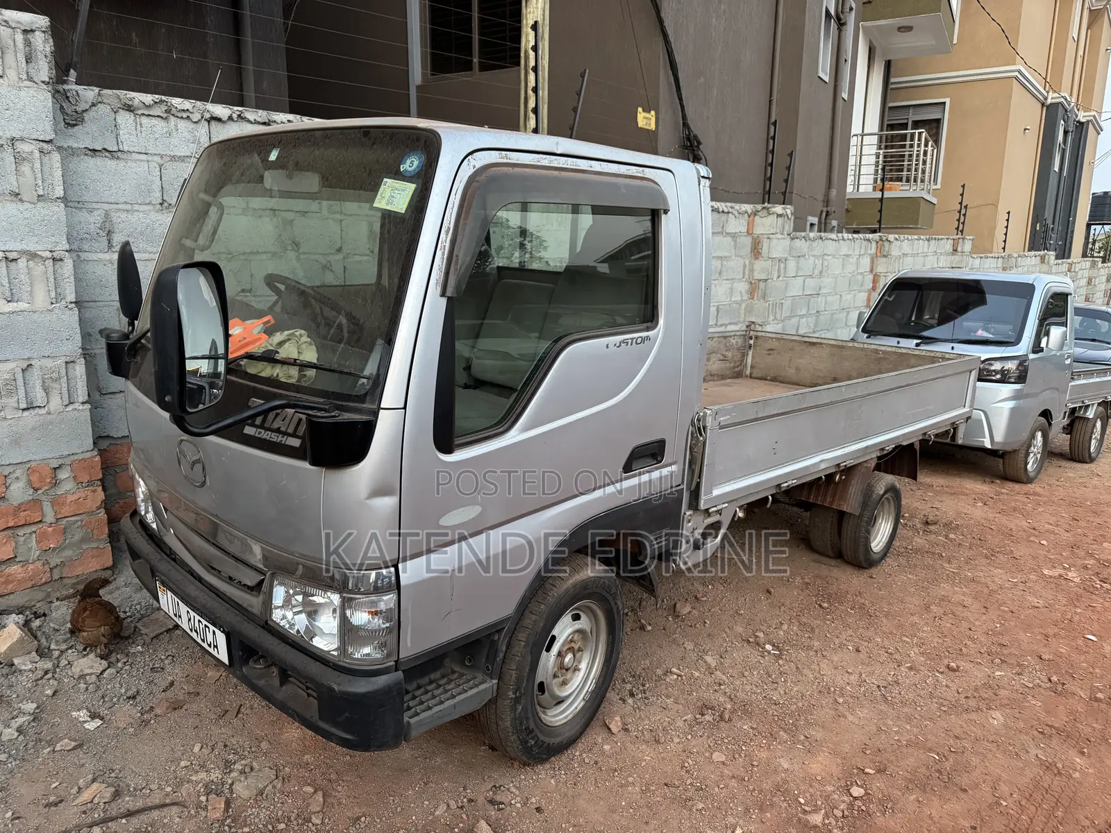 Mazda Titan Dash 2005 Silver