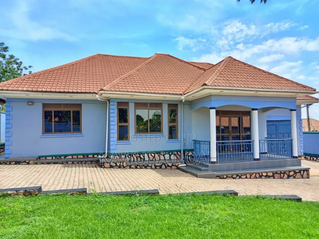 3bdrm House in Across The Nile, Jinja for sale