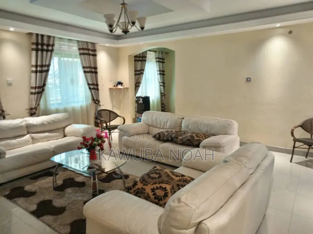 6bdrm House in Wanyage, Jinja for sale