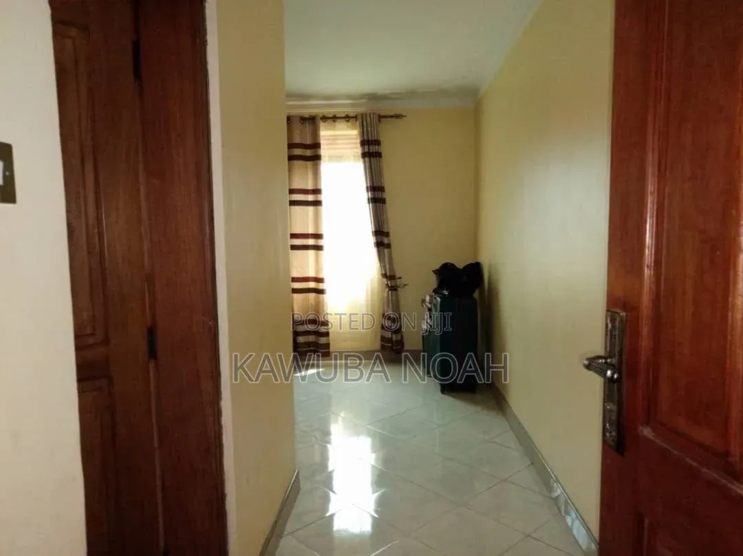 6bdrm House in Wanyage, Jinja for sale