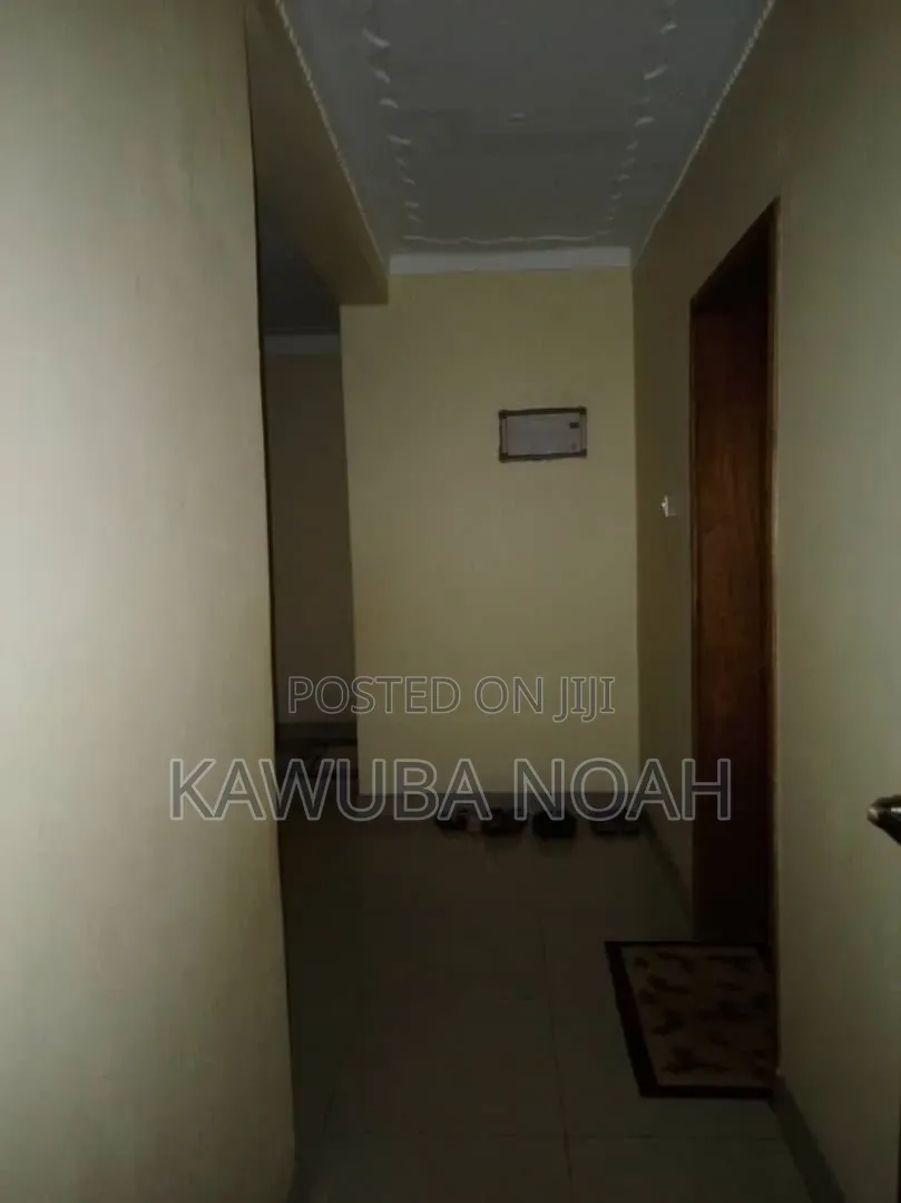 6bdrm House in Wanyage, Jinja for sale
