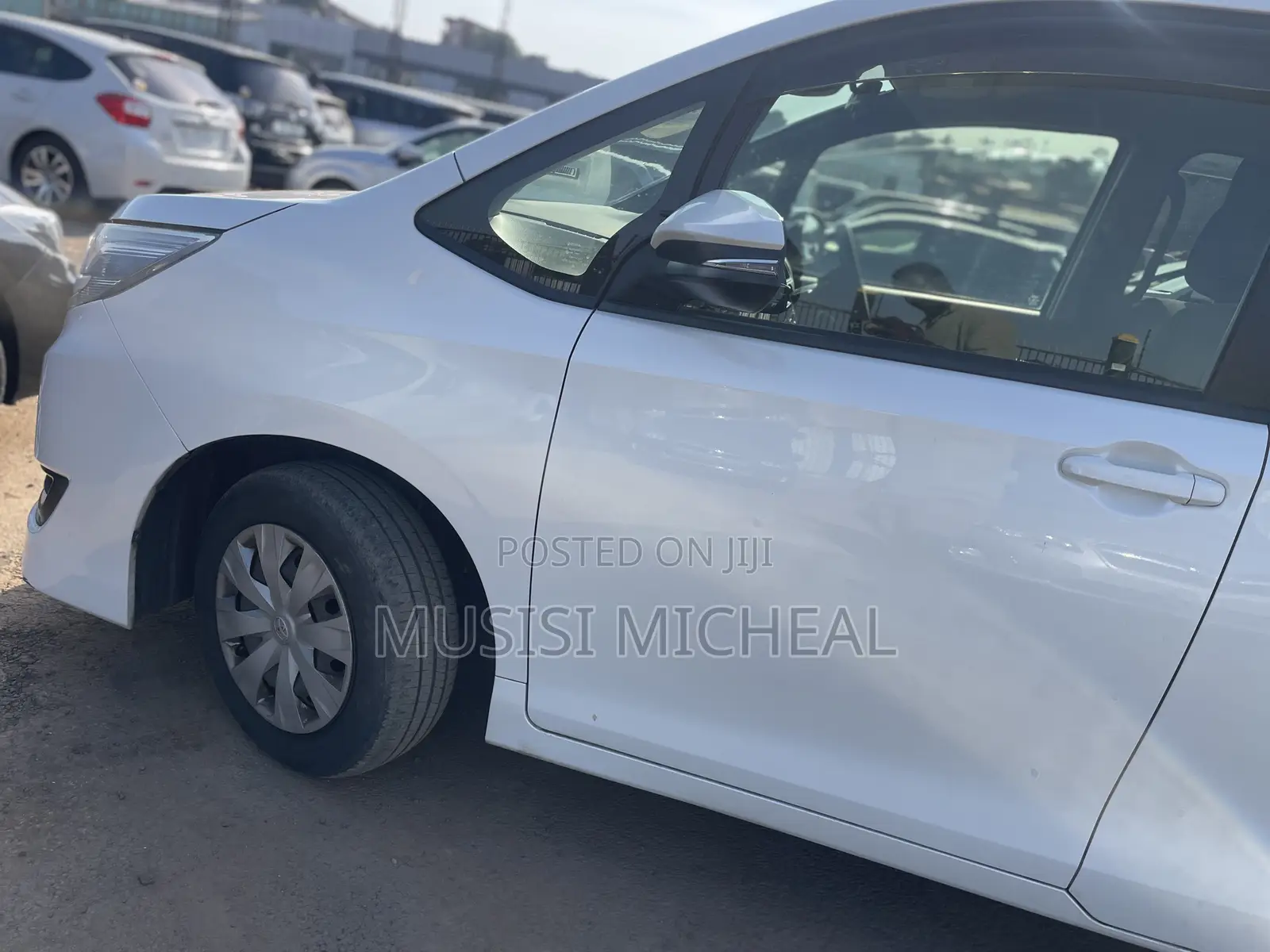 Toyota Noah 2.0 FWD (8 Seater) 2018 White