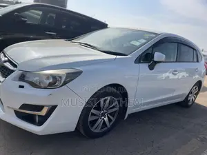 Subaru Impreza 2.0i Limited PZEV 4dr Hatchback AWD (2.0L 4cyl CVT) 2015