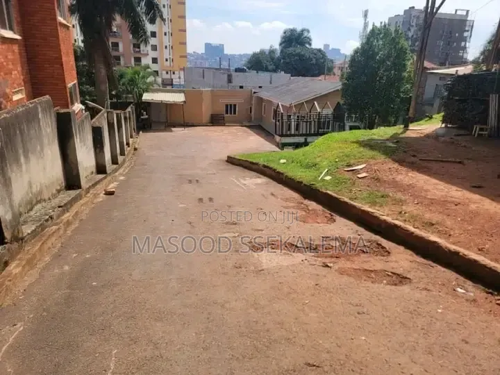 Land for Joint Venture - 26 Decimals on Mawanda Road