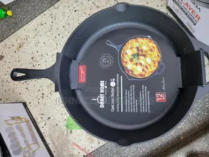12inch Cast Iron / Skillet Frying Pan