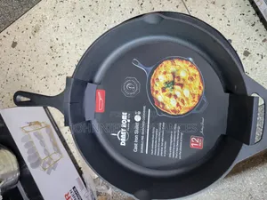 12inch Cast Iron / Skillet Frying Pan