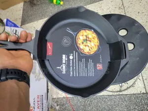 12inch Cast Iron / Skillet Frying Pan