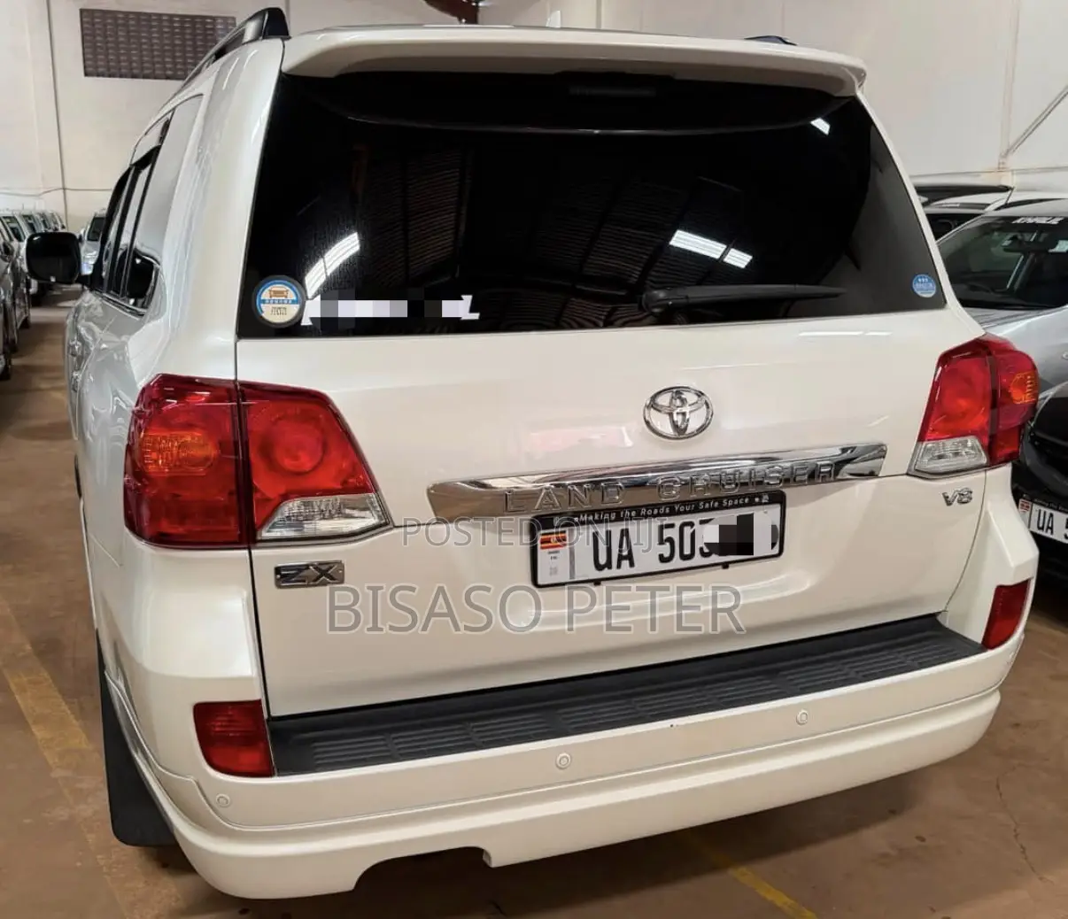 Toyota Land Cruiser 4.6 V8 ZX 2013 White