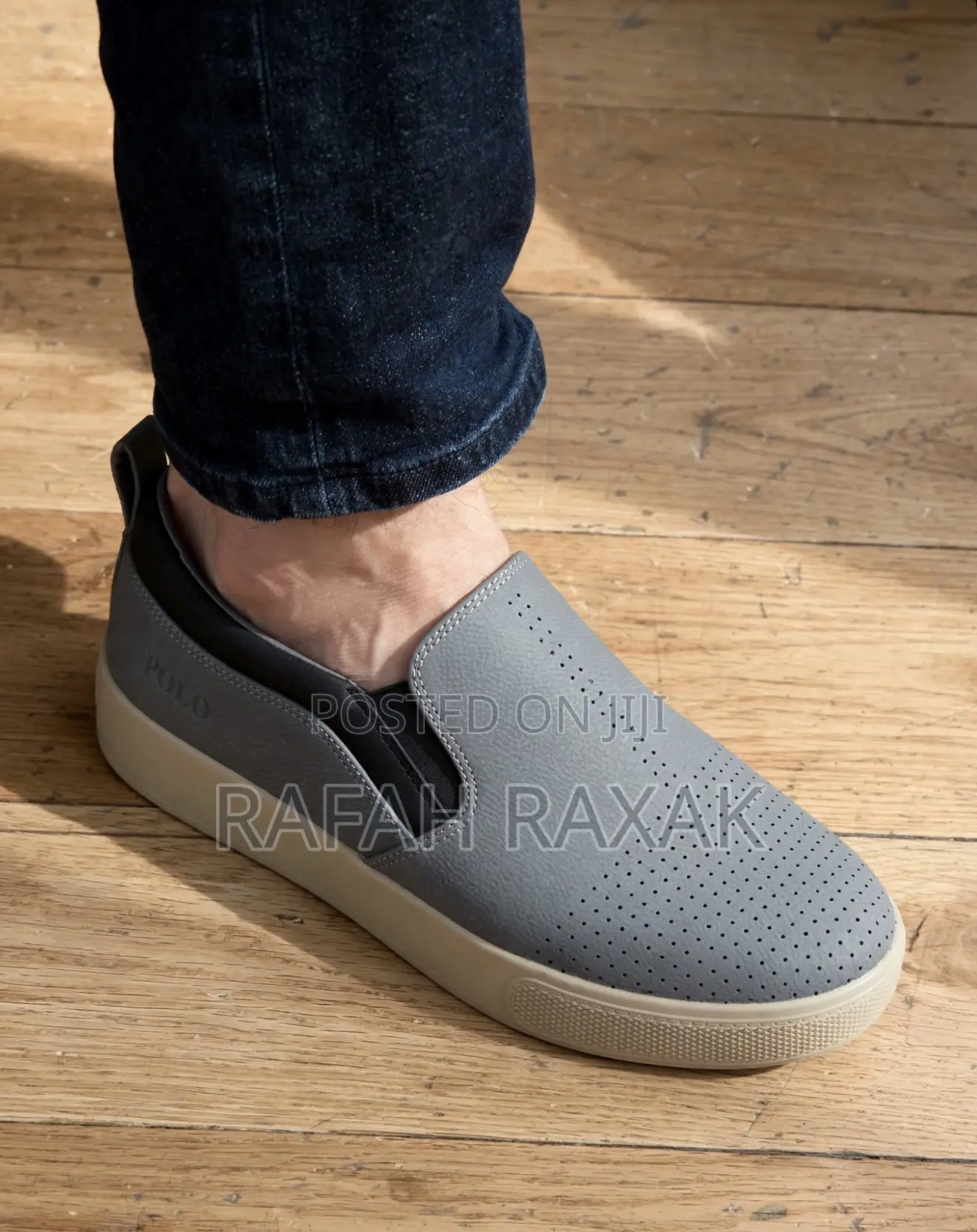Men’s Classic Polo Slip-on Low Casual Sneakers