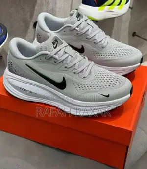 Original Grey Nike ZoomX Vomero 18 Running Shoes