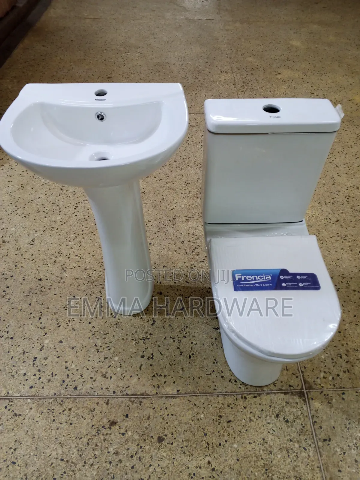 Toilet Seat With Hand Basin ( Completely Sets ) Frencia