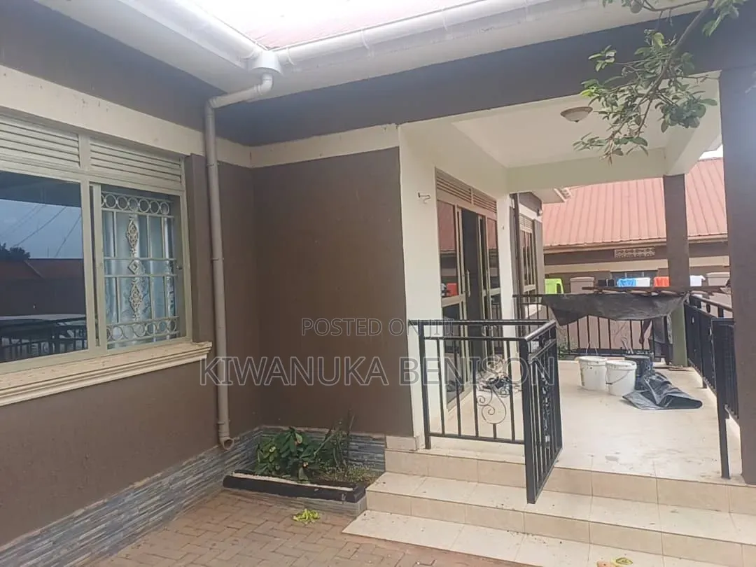 Furnished 3bdrm Bungalow in Kitende, Central Division for sale