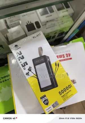 Villaontel VL-317 Power Bank, Featuring a Large 50,000mAh Capacity.