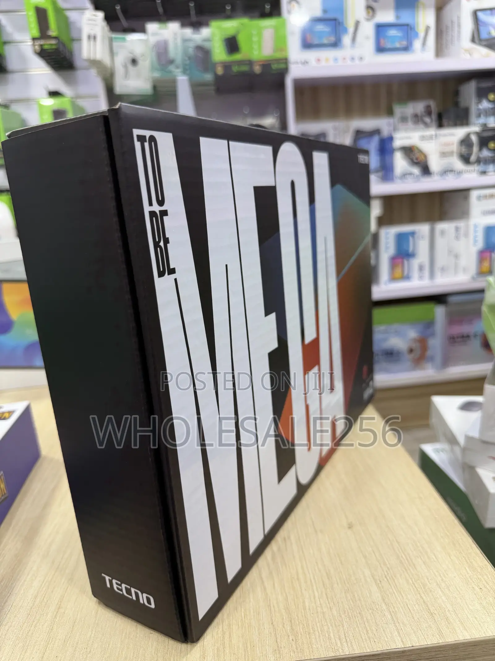 New Laptop Tecno MEGABOOK T1 14 8GB AMD SSD 512GB