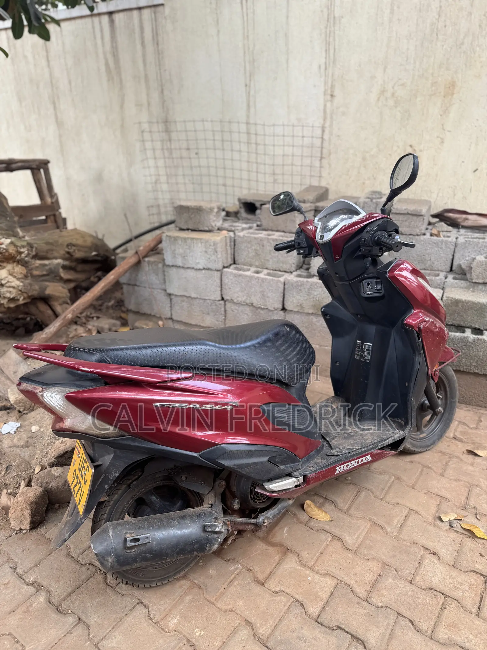 Honda 2015 Red