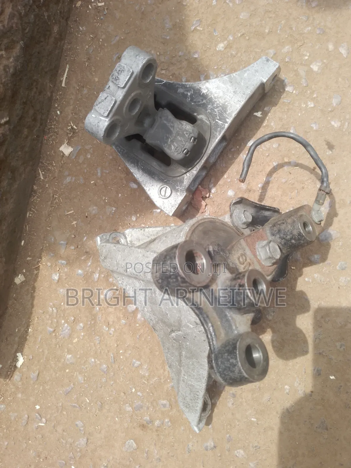Engine Mounting for Honda CRV-2005.