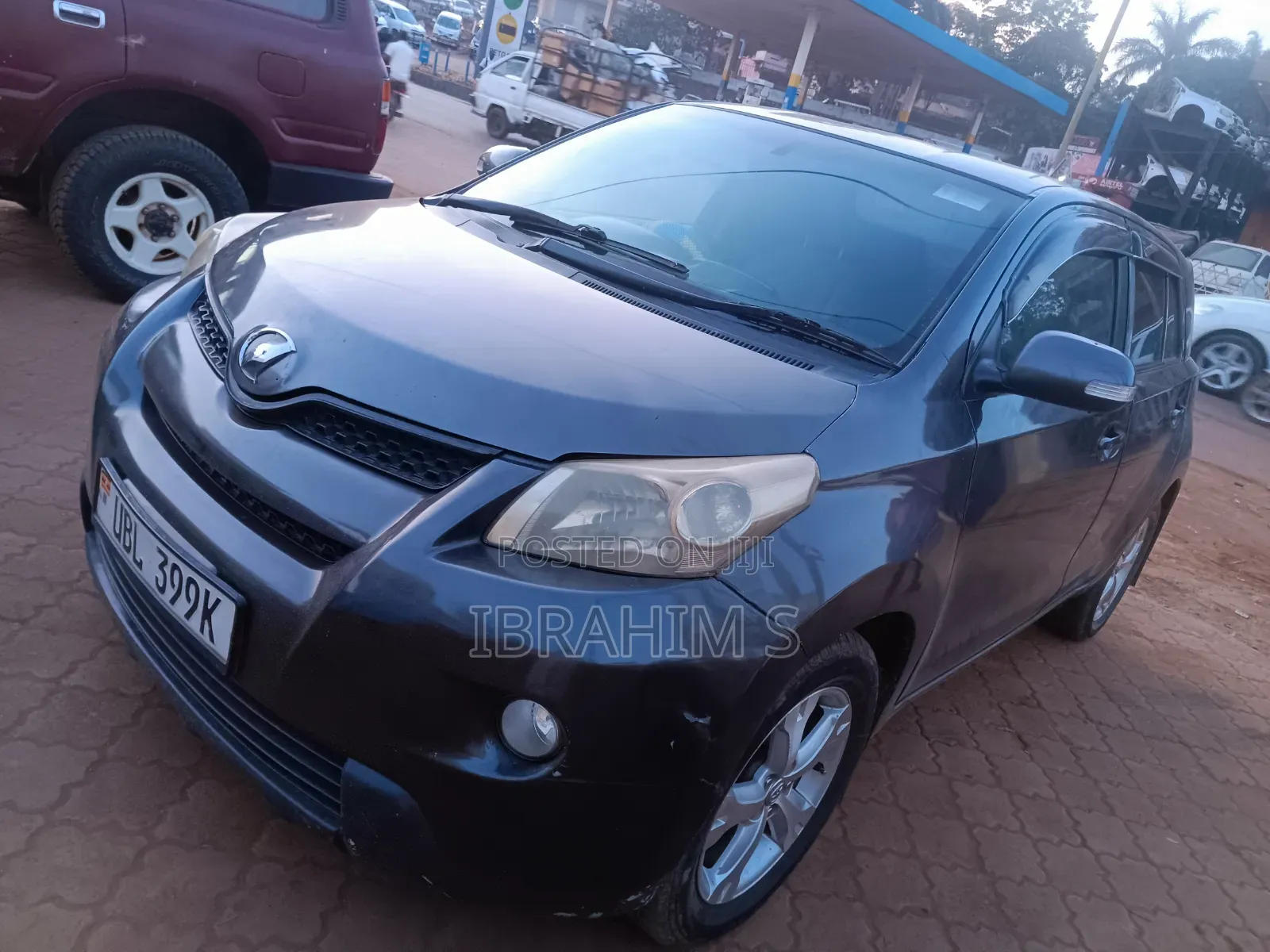 Toyota IST 2011 Gray