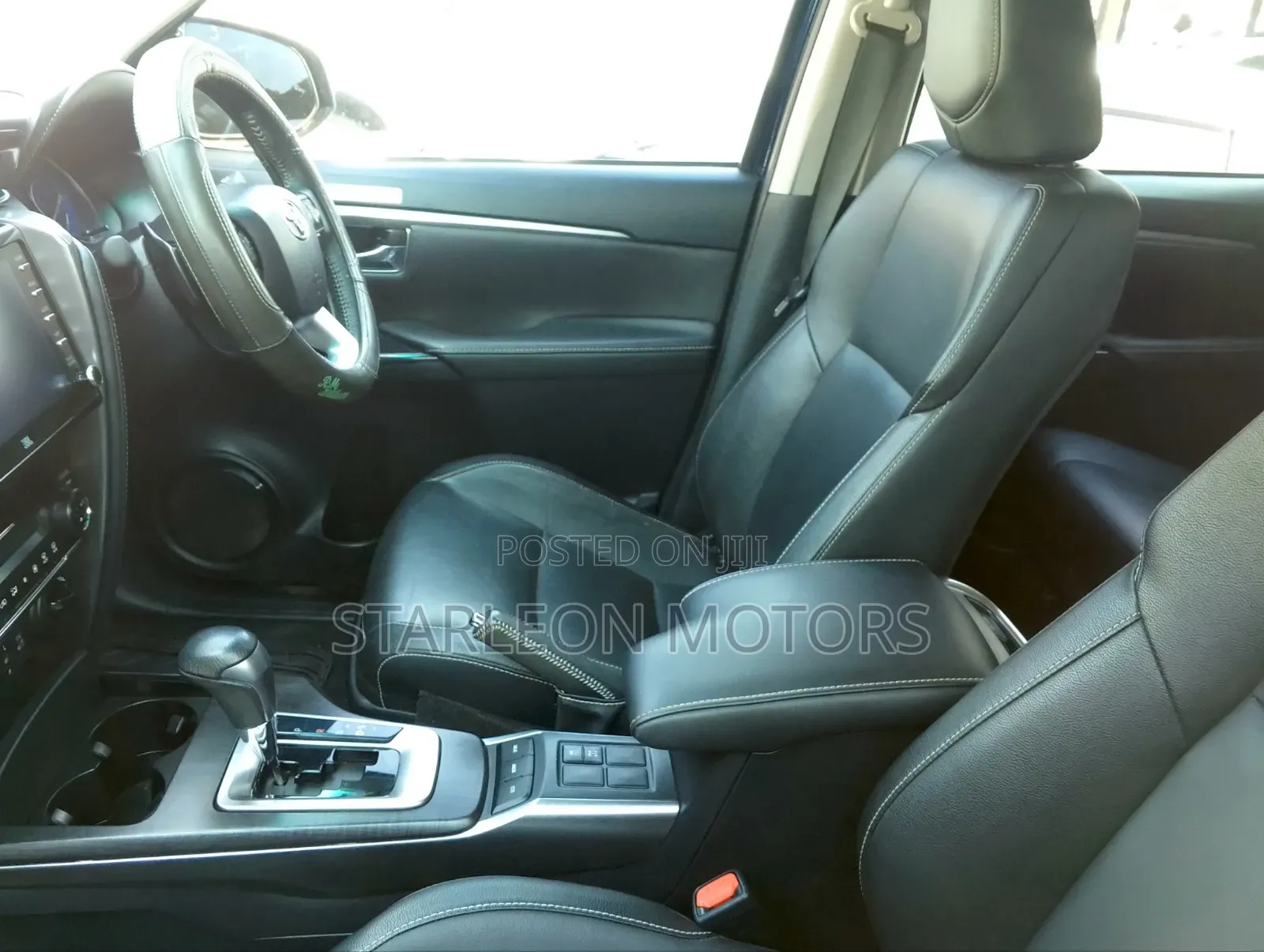 Toyota Fortuner 2.8 D AWD 2022 Blue
