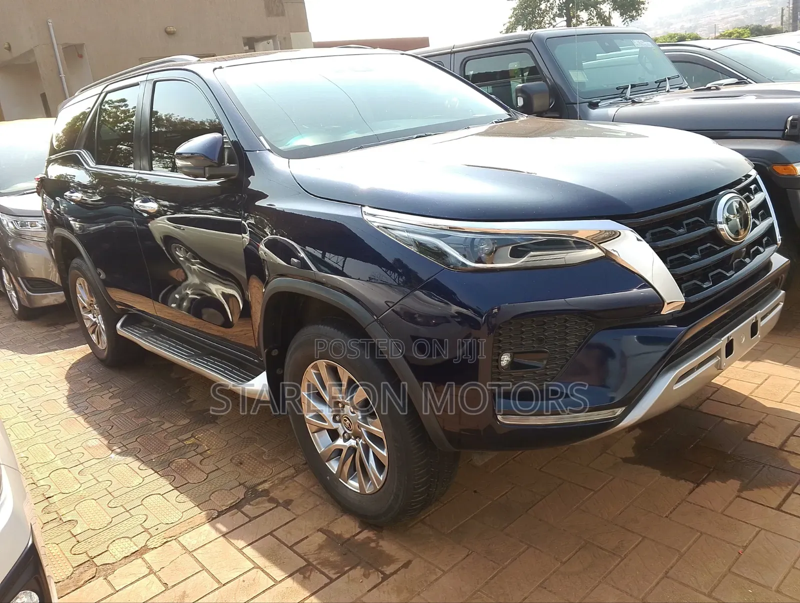 Toyota Fortuner 2.8 D AWD 2022 Blue