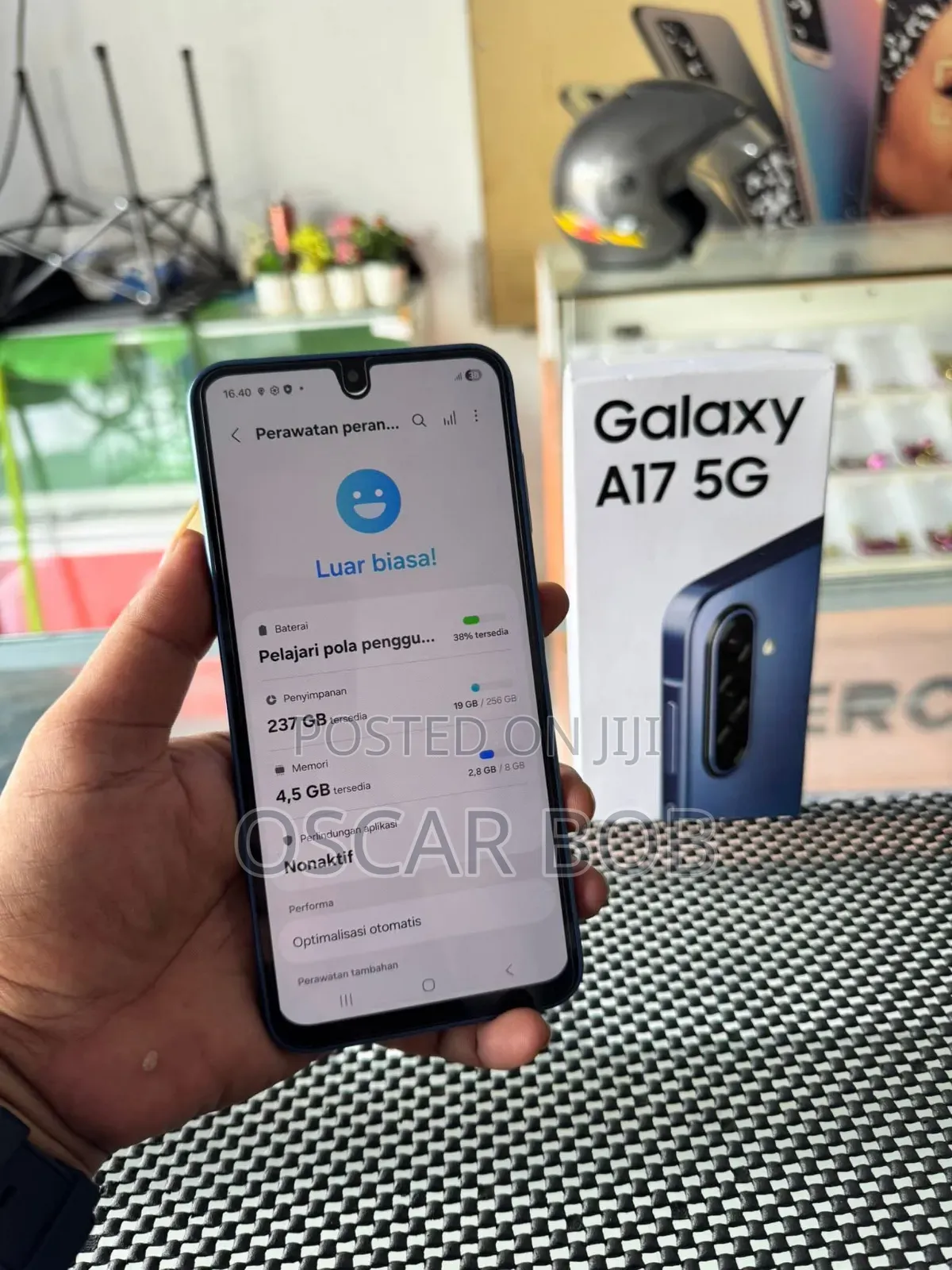 New Samsung Galaxy A17 5G 256 GB Blue
