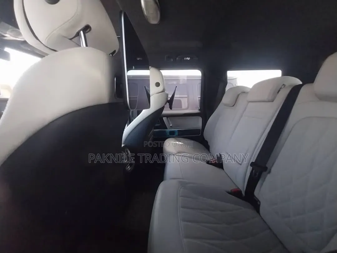 New Mercedes-Benz G-Class 2024 White