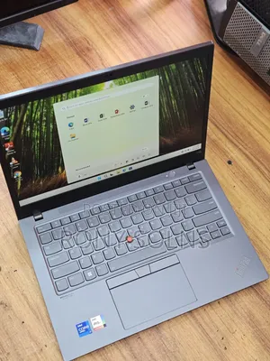 Laptop Lenovo ThinkPad T14s Gen 2 16GB Intel Core i7 SSD 512GB