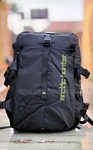 Arctic Hunter Durable Sports Backpack With Luggage Trolley Carry Belt