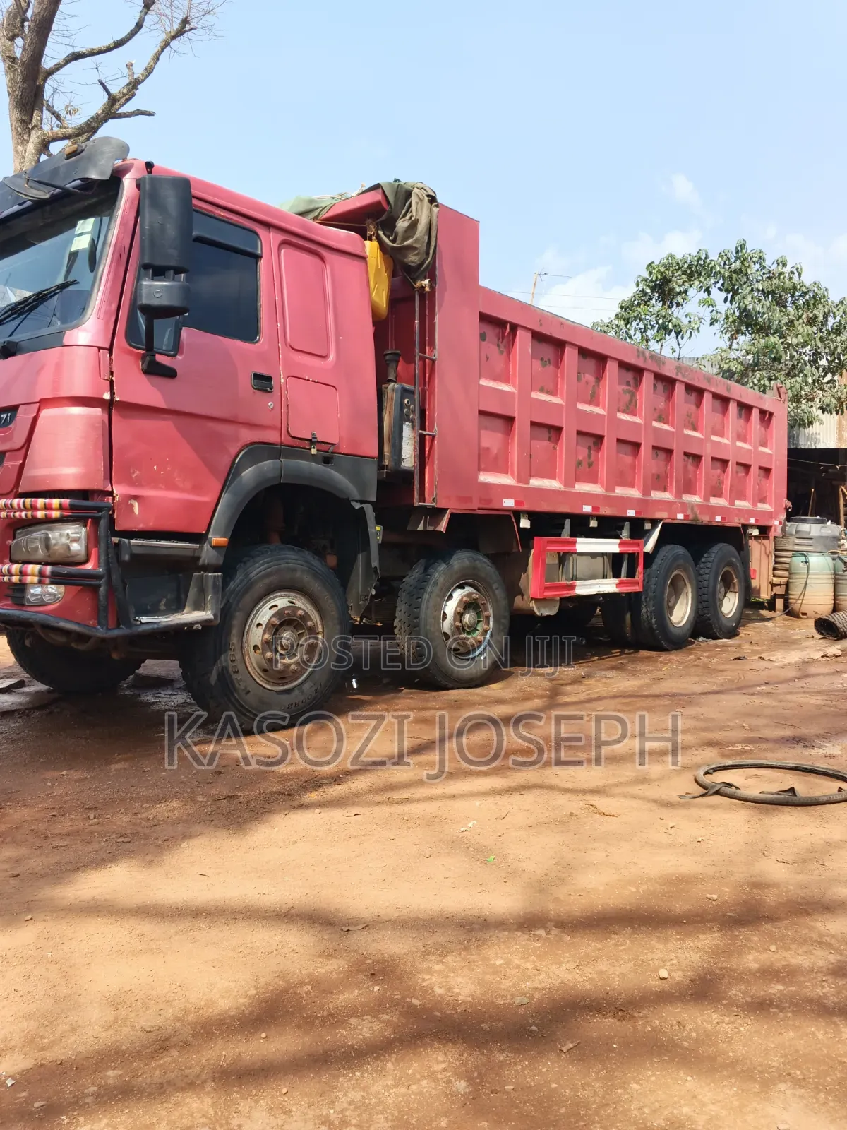 12 Type Sino Truck
