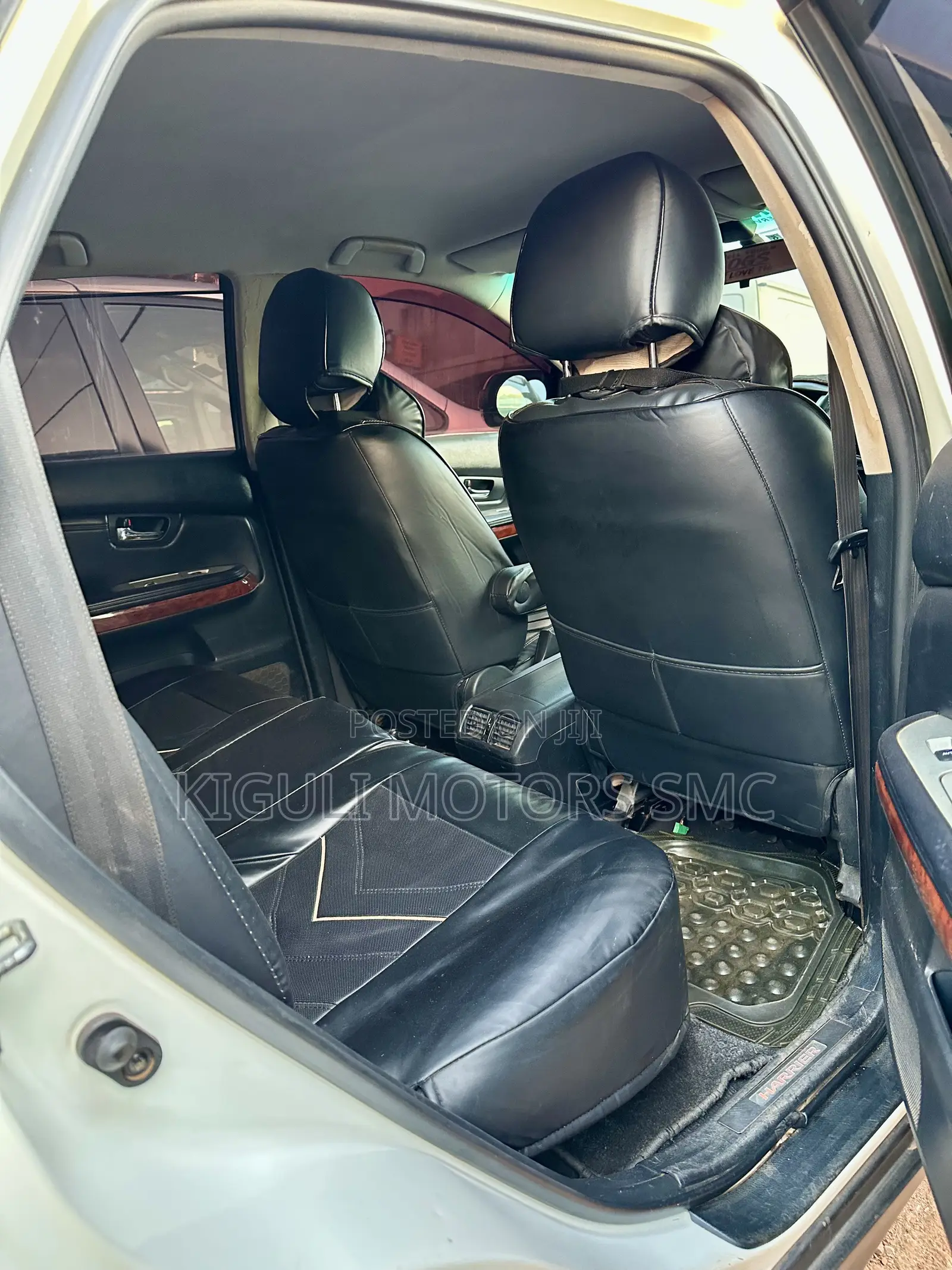 Toyota Harrier 2006 White