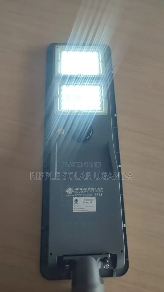 300W Industrial Solar Street Light With Inbuilt Panel