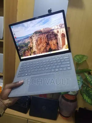 New Laptop Microsoft Surface Laptop 4 8GB Intel Core i5 SSD 256GB