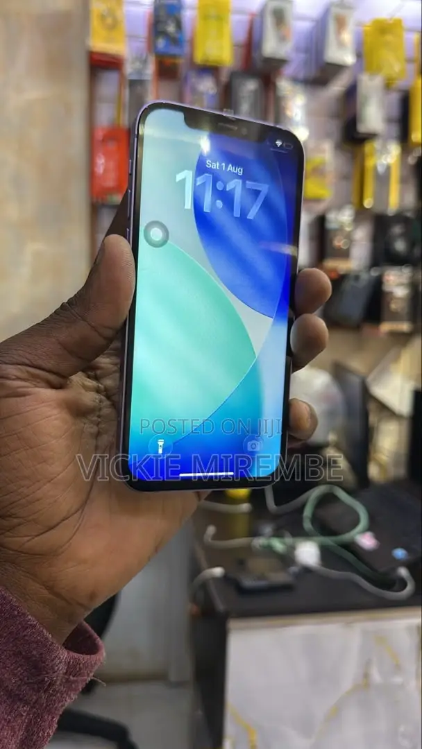 Apple iPhone 12 64 GB Purple
